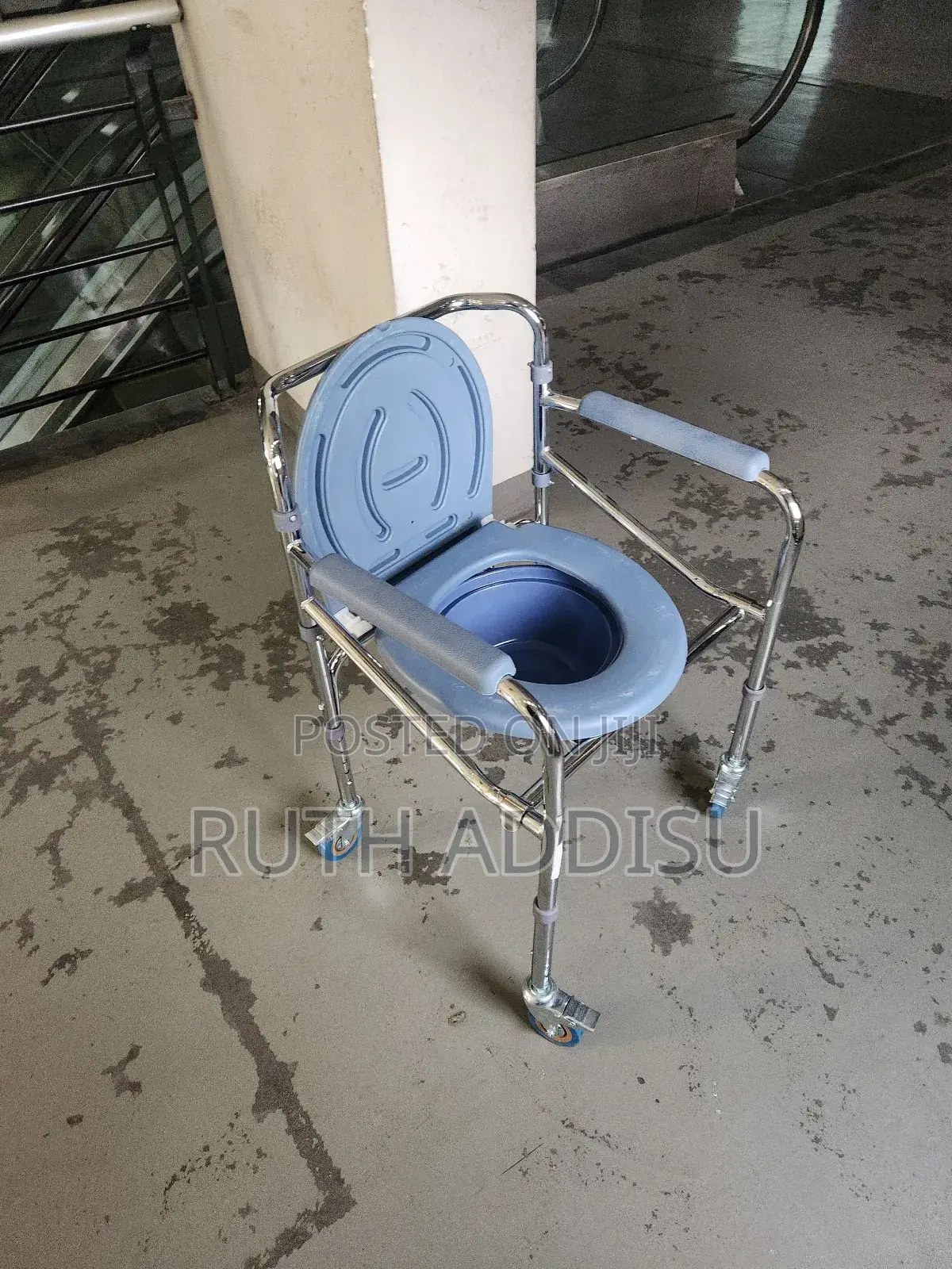 Toilet Wheelchair Brand New Foldable朱諾commode Wheelchair煞氣wheelchair