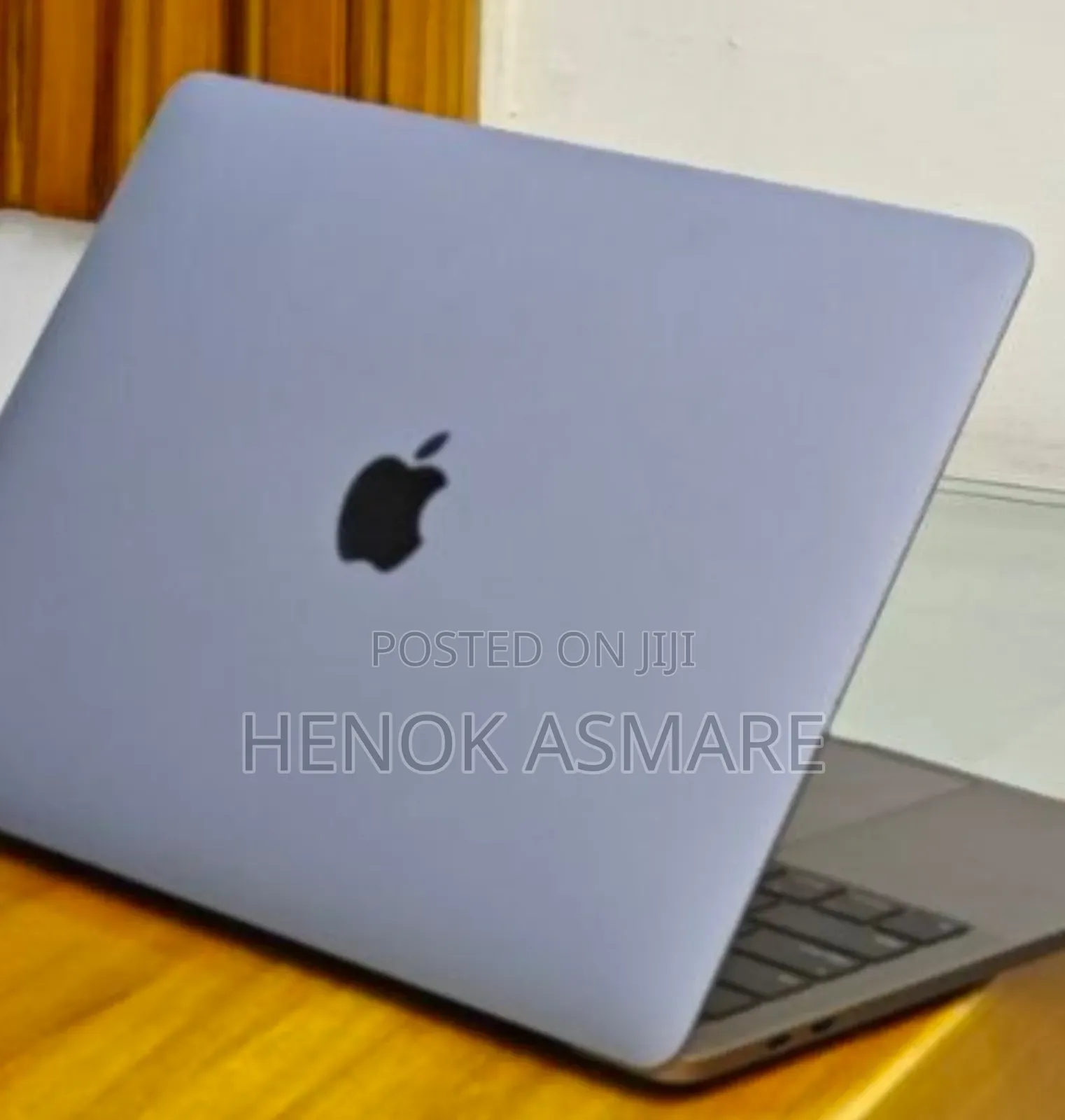 New Laptop Apple MacBook Pro 16GB Intel Core I5 SSD 1T