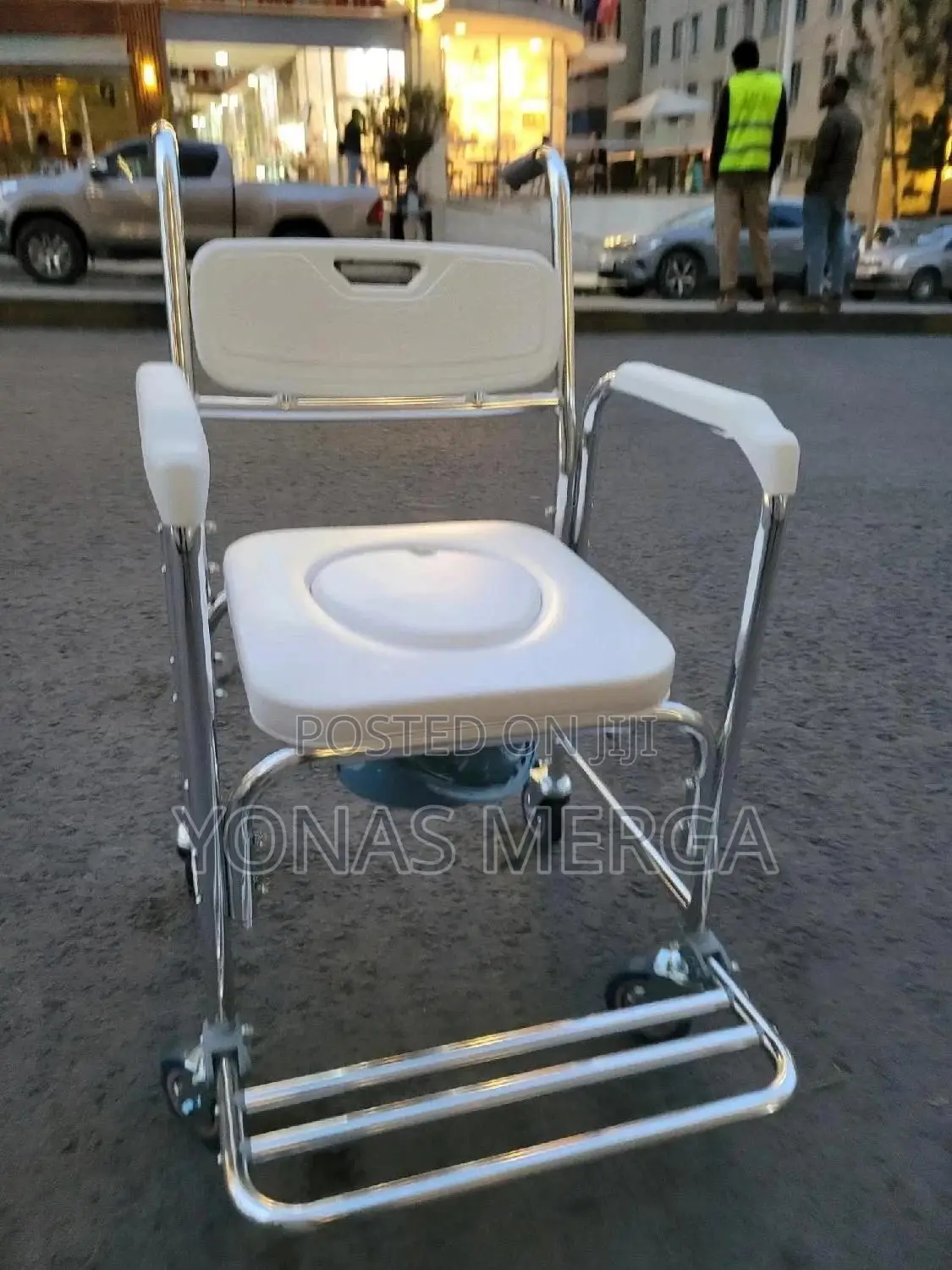 Toilet Chair曷橘pot Comfortable Seat橇陰it’S Perfect for Home/Hospital Use