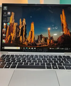 New Laptop HP EliteBook 840 G11 16GB AMD Ryzen 5 SSD 512GB