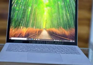 New Laptop Microsoft Surface 8GB Intel Core I5 SSD 512GB