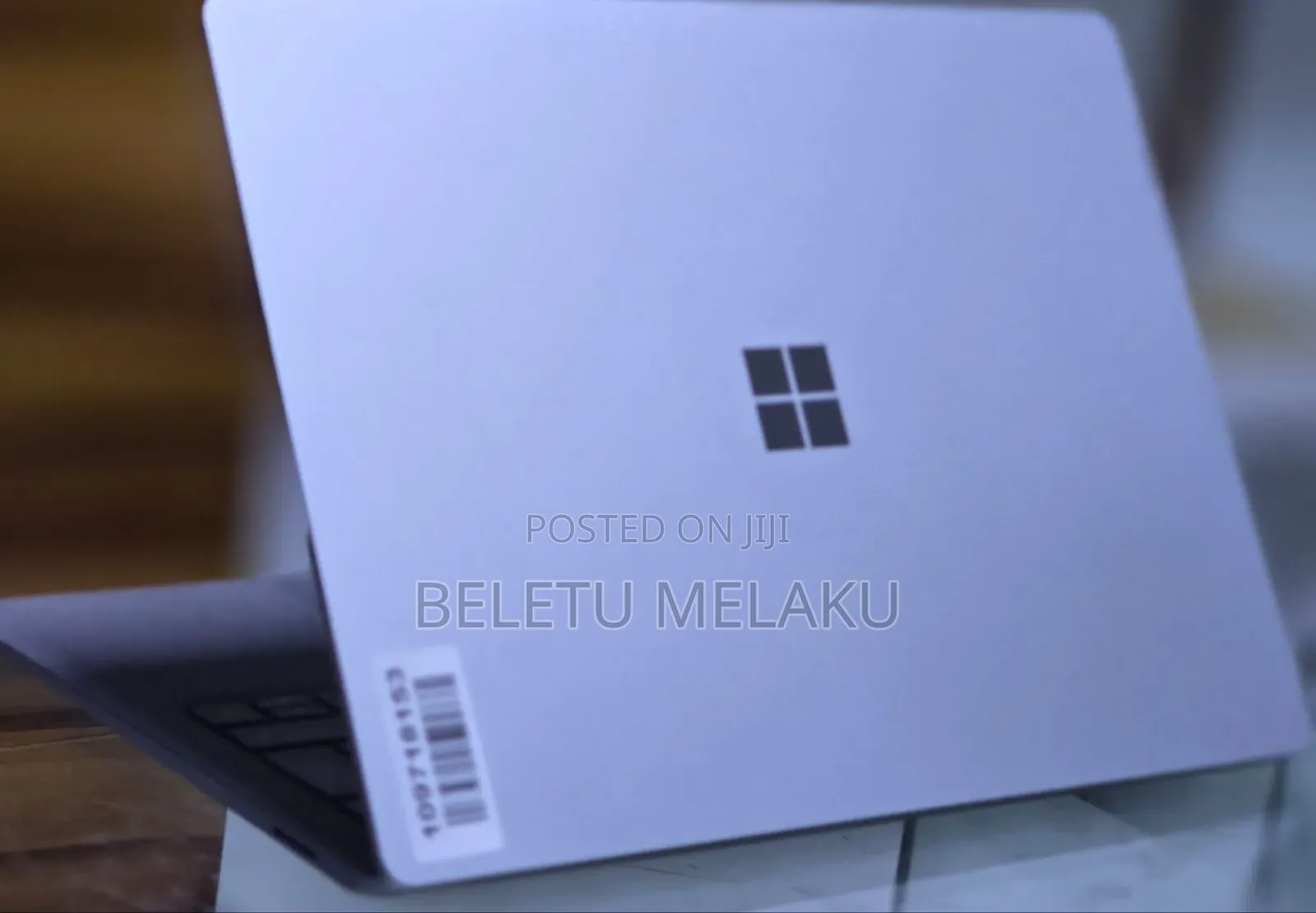 New Laptop Microsoft Surface 8GB Intel Core I5 SSD 512GB