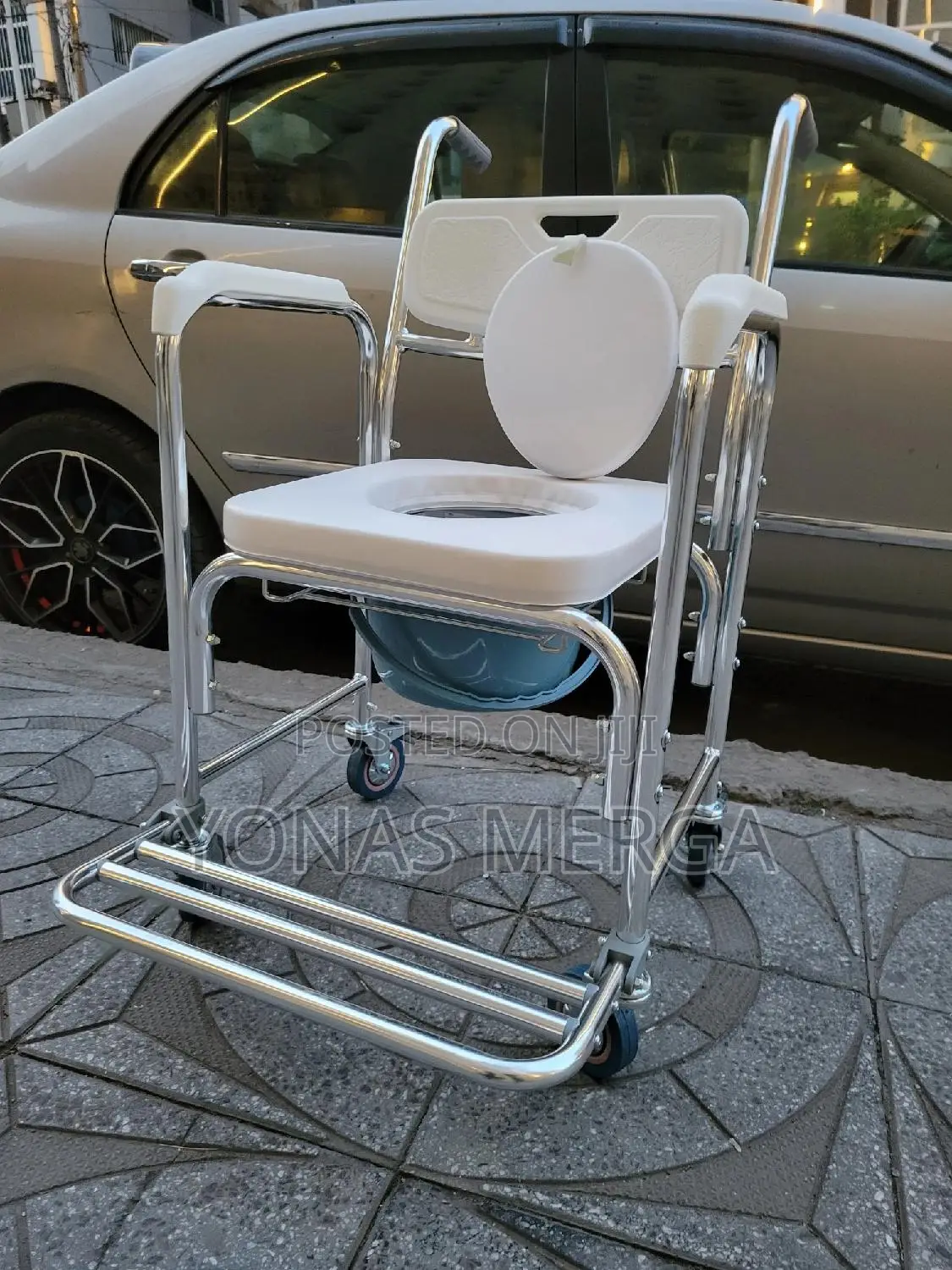 Multi-Functionality Toilet Chair尹尹toileting Shower Chair腹雀commode