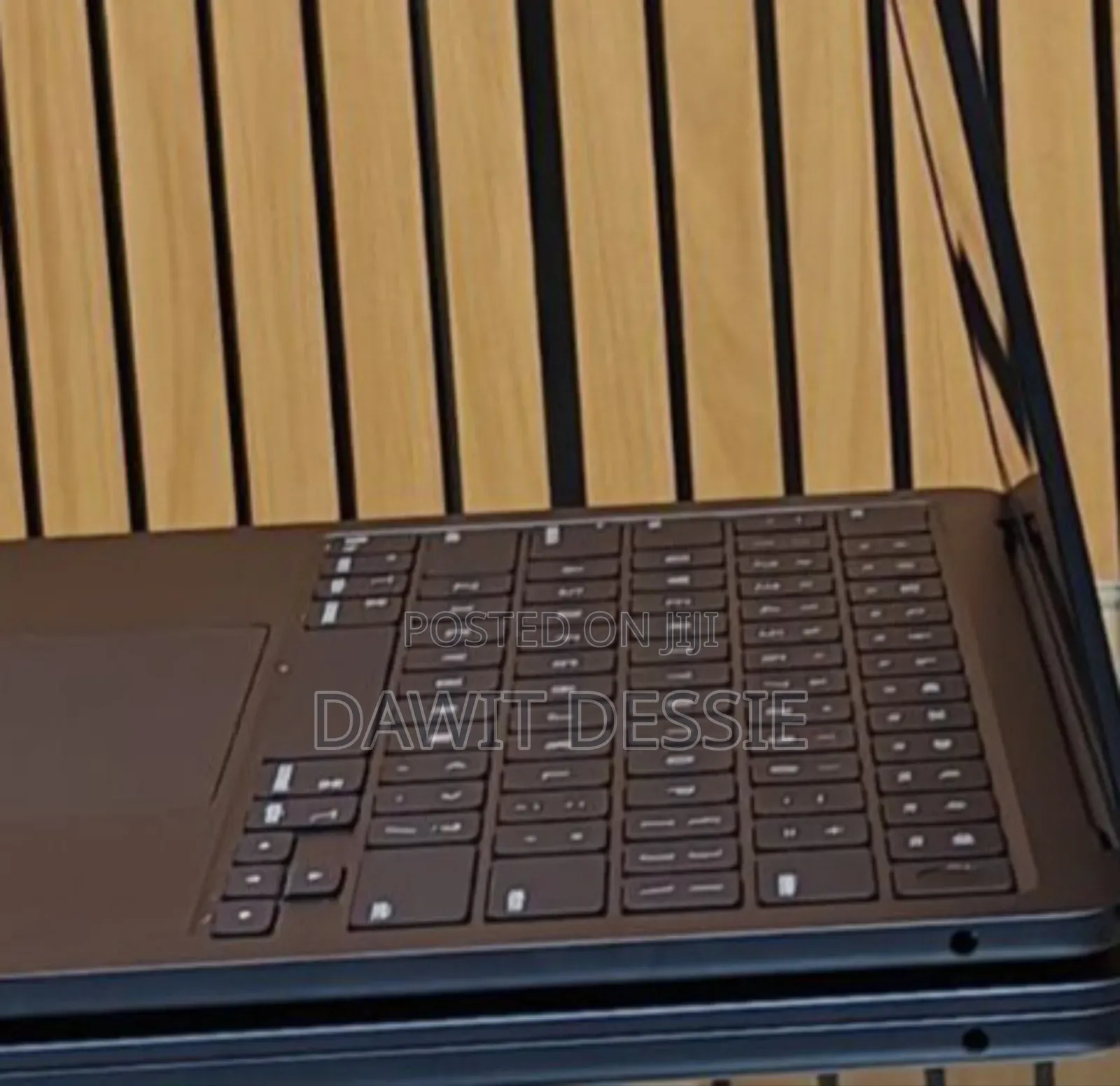 New Laptop Apple MacBook Air 2025 M4 13-Inch 16GB Apple M4 SSD 256GB