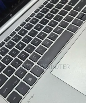 New Laptop HP EliteBook 840 G9 16GB Intel Core I5 SSD 512GB