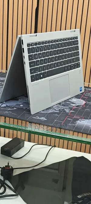 New Laptop HP Elite X360 830 G10 16GB Intel Core I5 SSD 256GB