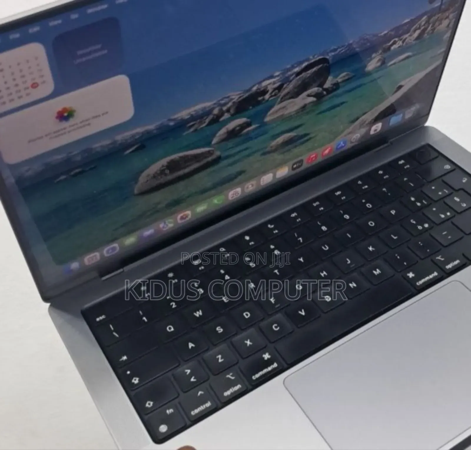 New Laptop Apple MacBook Pro M1 16GB Apple M1 SSD 512GB