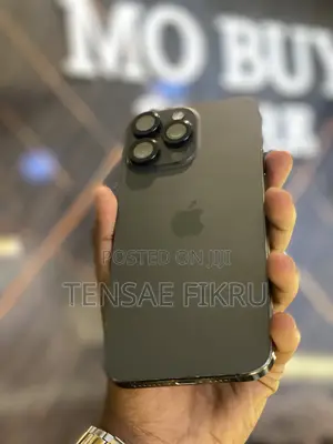 Photo - Apple iPhone 15 Pro Max 256 GB Black