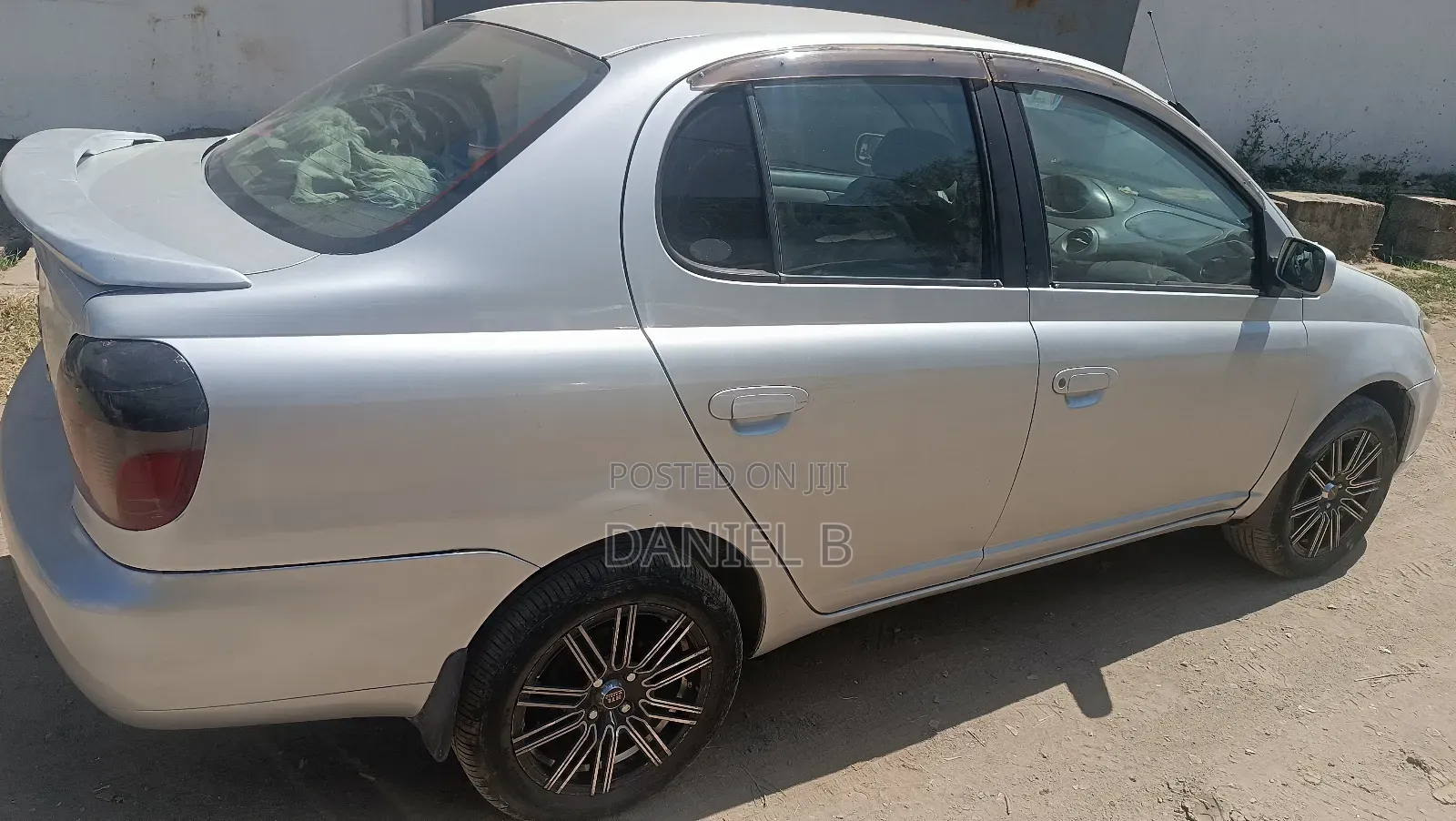 Toyota Platz 1.0 FWD 2001 Gray