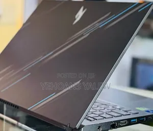 New Laptop Acer Nitro 17 16GB Intel Core I7 SSD 512GB