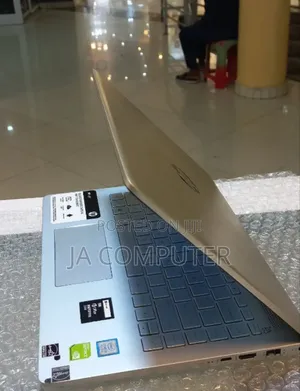 New Laptop HP Pavilion 15 8GB Intel Core I5 SSD 512GB