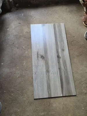 Photo - Wooden Porcelain