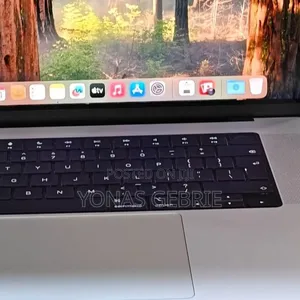 New Laptop Apple MacBook Pro M1 16GB Apple M1 SSD 1T
