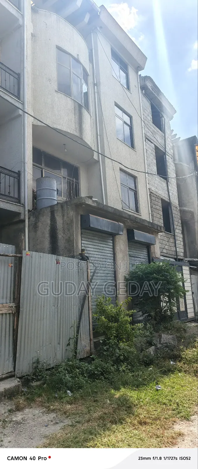 Furnished 6bdrm Townhouse/Terrace in Akaky Kaliti for sale