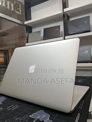 New Laptop Apple MacBook Pro 2015 16GB Intel Core I7 SSD 256GB