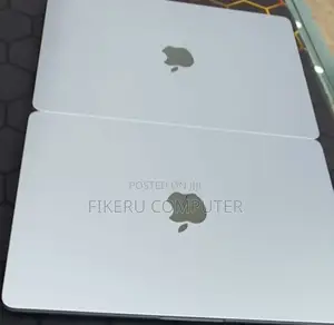 New Laptop Apple MacBook Air 2025 M4 15-Inch 16GB Apple M4 SSD 256GB