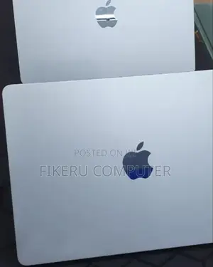 New Laptop Apple MacBook Air 2025 M4 15-Inch 16GB Apple M4 SSD 256GB