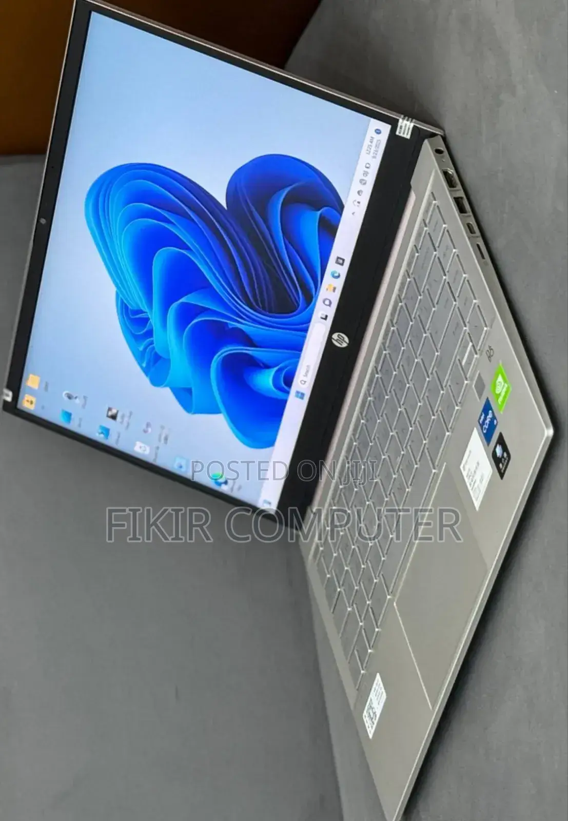 New Laptop HP Pavilion 15 16GB Intel Core I7 SSD 512GB