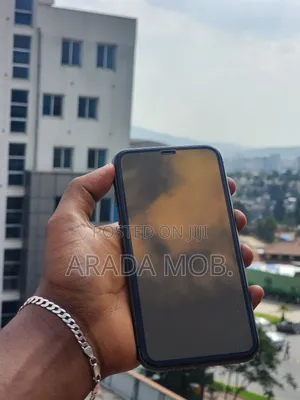 Apple iPhone 11 64 GB Black