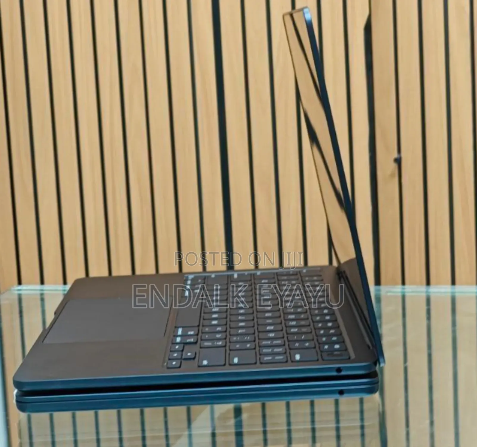 New Laptop Apple MacBook Air 16GB Apple M3 SSD 256GB