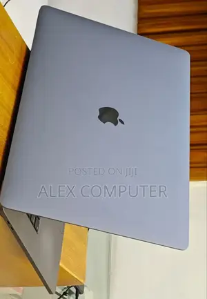 New Laptop Apple MacBook Pro 2019 32GB Intel Core I9 SSD 1T