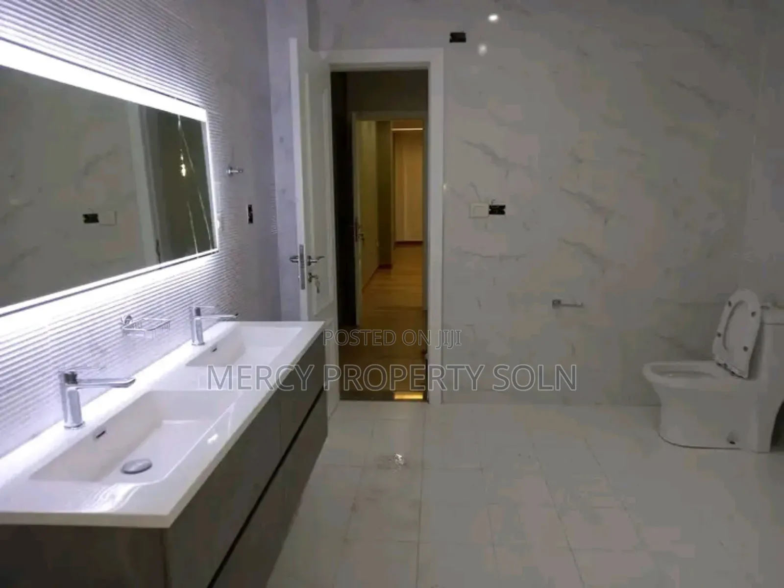 6bdrm House in Bole for sale