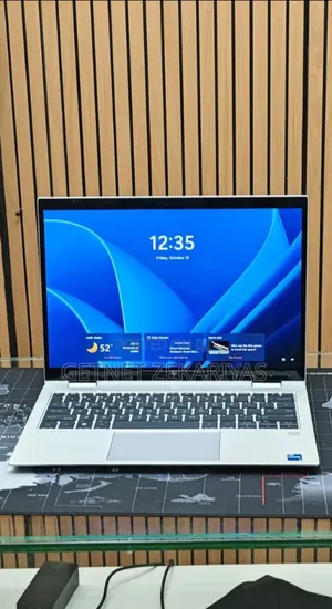 New Laptop HP EliteBook 830 16GB Intel Core I5 SSD 256GB
