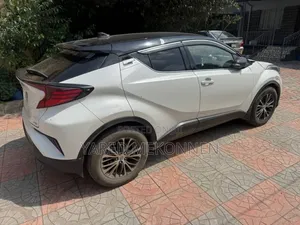 Toyota C-HR 2021 White