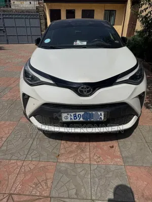 Toyota C-HR 2021 White