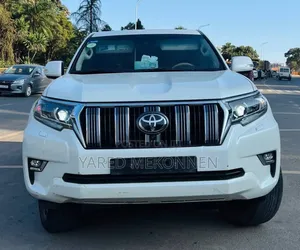 Toyota Land Cruiser Prado 2020 White