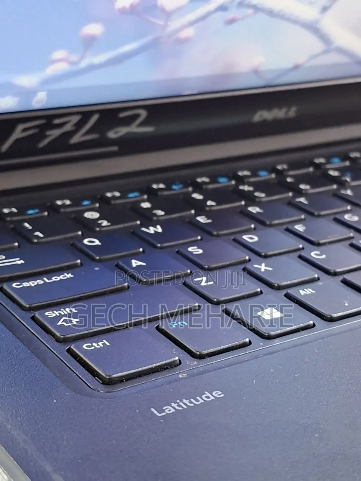 New Laptop Dell Latitude 3380 8GB Intel Core I5 SSD 256GB