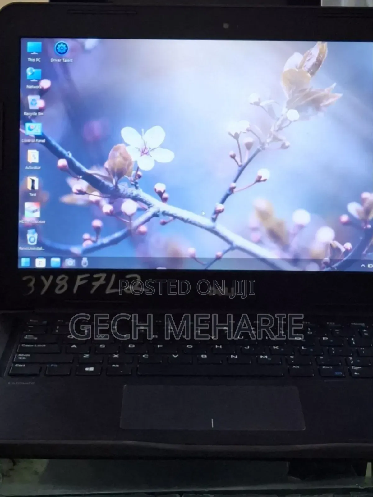 New Laptop Dell Latitude 3380 8GB Intel Core I5 SSD 256GB