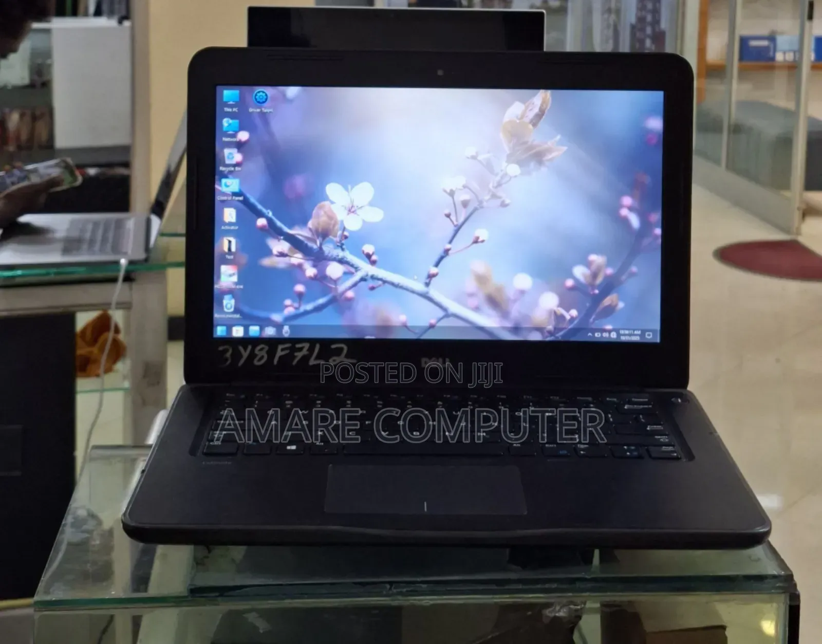 New Laptop Dell Latitude 3380 8GB Intel Core I5 SSD 256GB