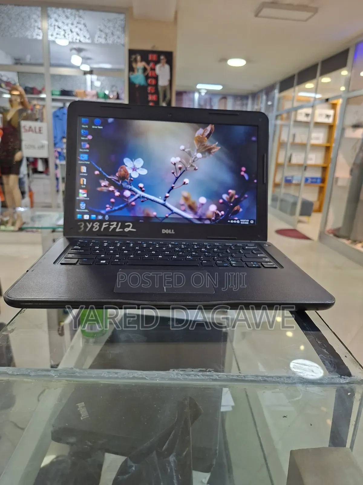 New Laptop Dell Latitude 3380 8GB Intel Core I5 SSD 256GB