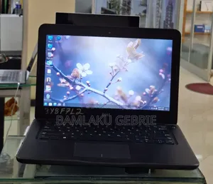 Photo - New Laptop Dell Latitude 3380 8GB Intel Core I5 SSD 256GB