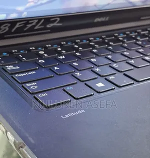 Photo - New Laptop Dell Latitude 3380 8GB Intel Core I5 SSD 256GB