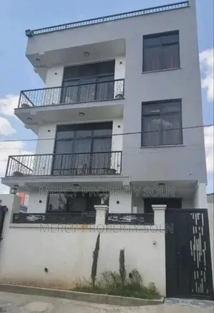 Furnished 8bdrm House in Bole for sale