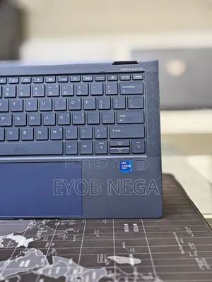 New Laptop HP Dragonfly G2 16GB Intel Core I7 SSD 512GB