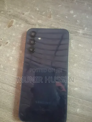 Photo - Samsung Galaxy M15 128 GB Black