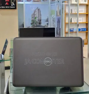 New Laptop Dell Latitude 3380 8GB Intel Core I5 SSD 256GB