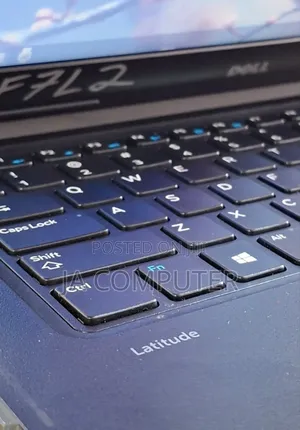 New Laptop Dell Latitude 3380 8GB Intel Core I5 SSD 256GB