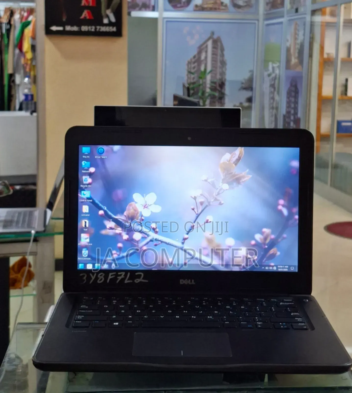 New Laptop Dell Latitude 3380 8GB Intel Core I5 SSD 256GB