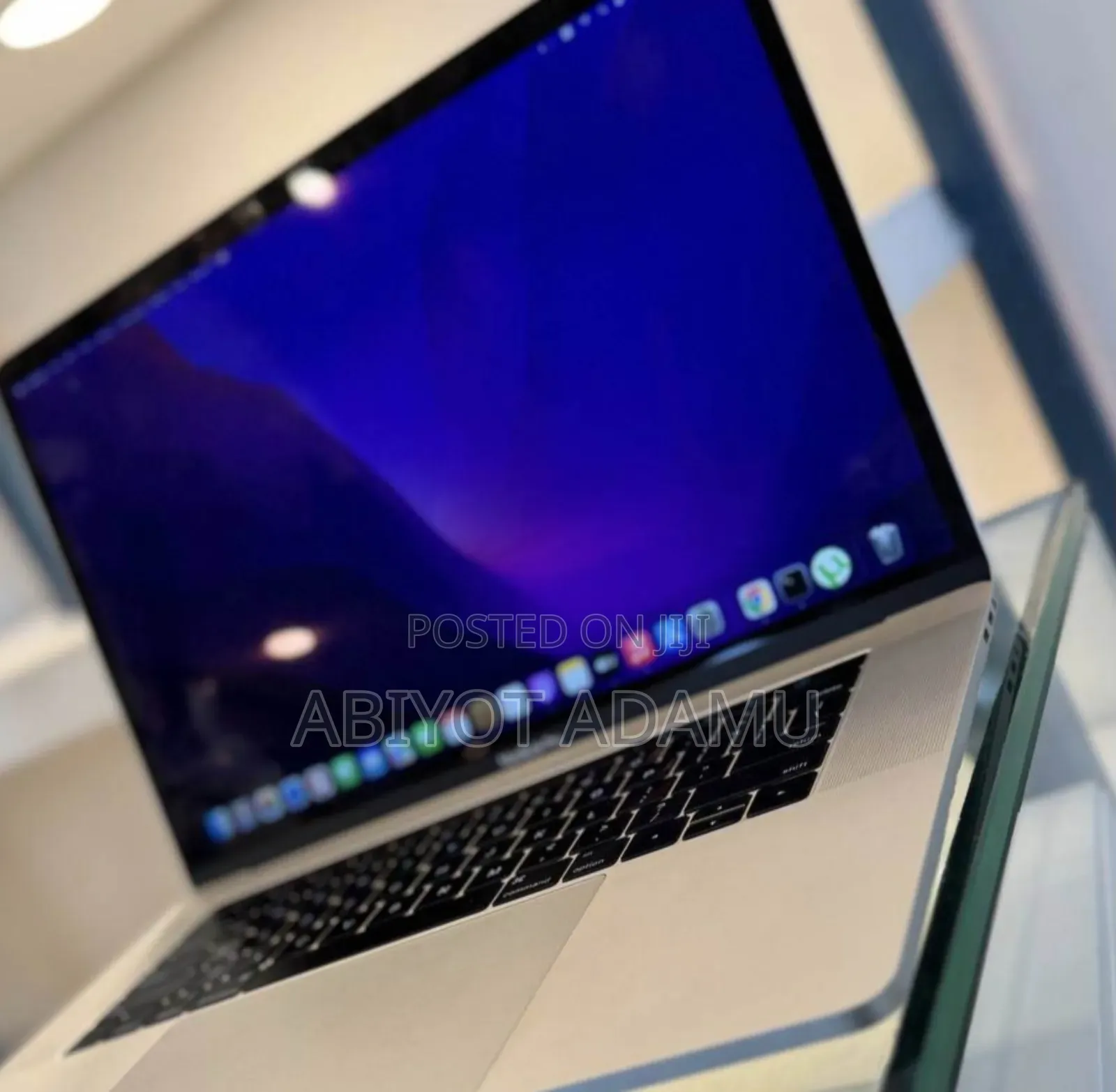 New Laptop Apple MacBook 2016 16GB Intel Core I7 SSD 512GB