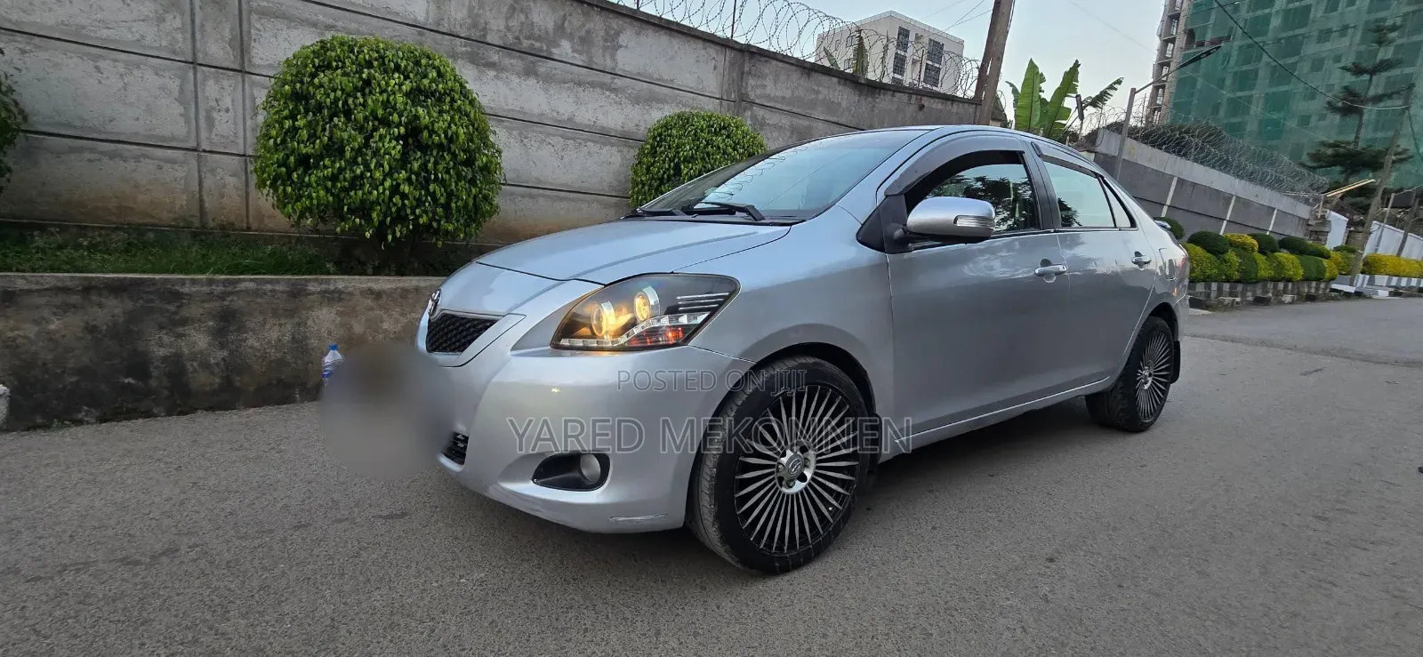 Toyota Yaris 2010 Silver