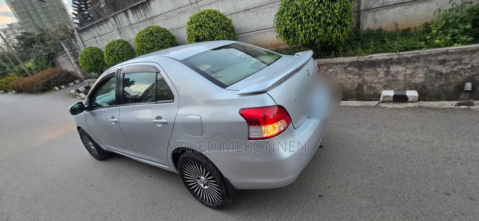 Toyota Yaris 2010 Silver