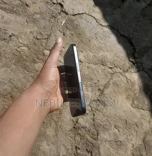 Apple iPhone 16 128 GB Black