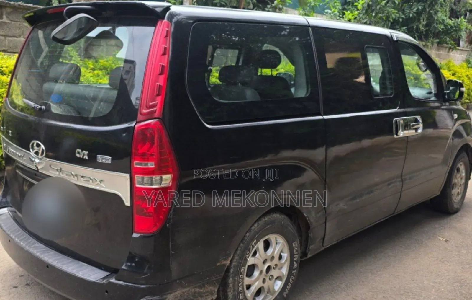 Hyundai Starex 2012 Black