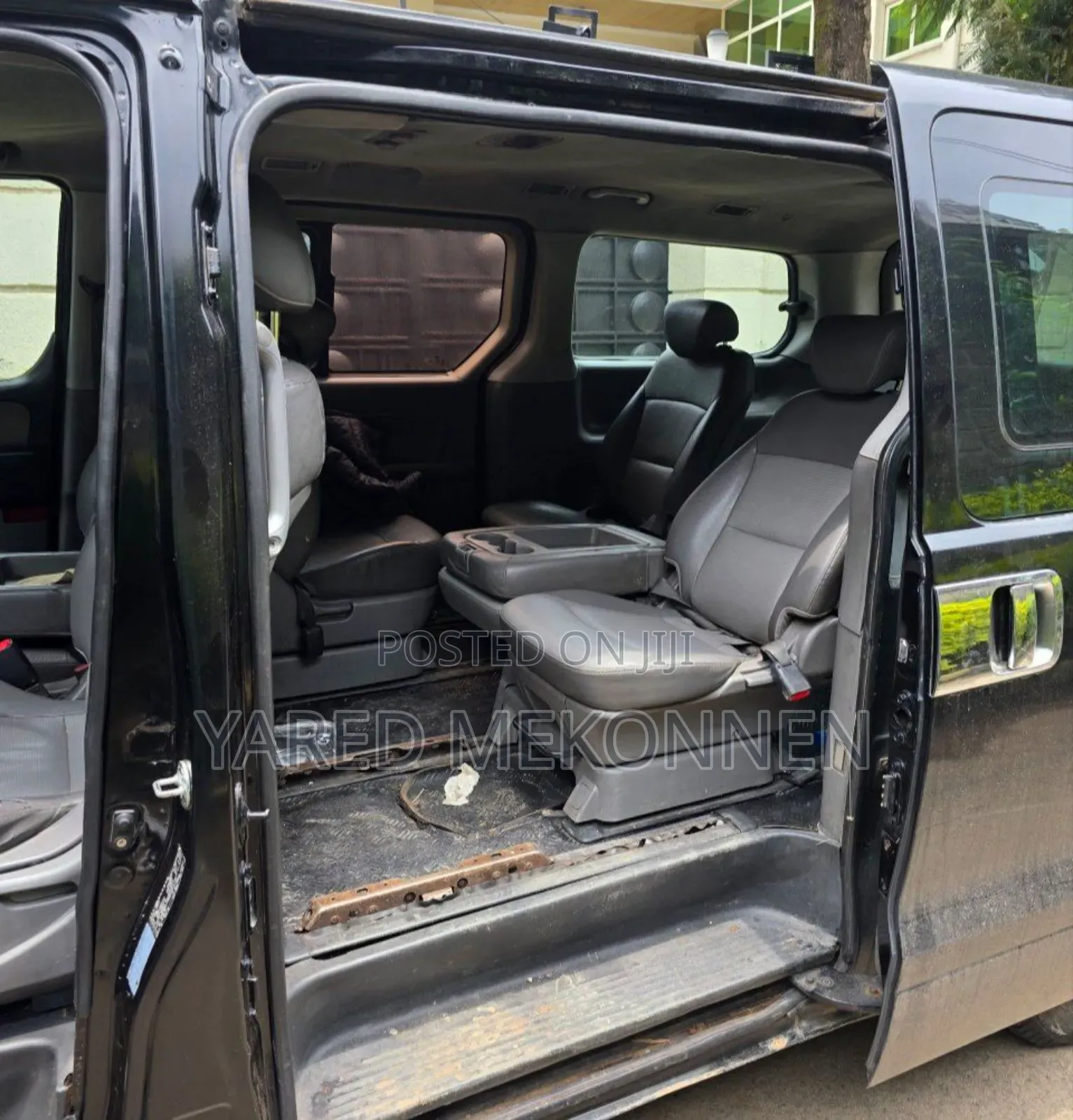 Hyundai Starex 2012 Black