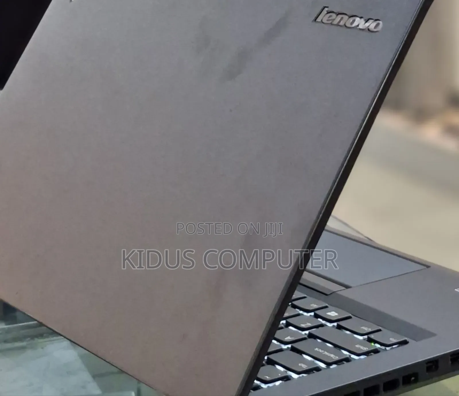 New Laptop Lenovo ThinkPad T495s 8GB Intel Core I5 SSD 500GB