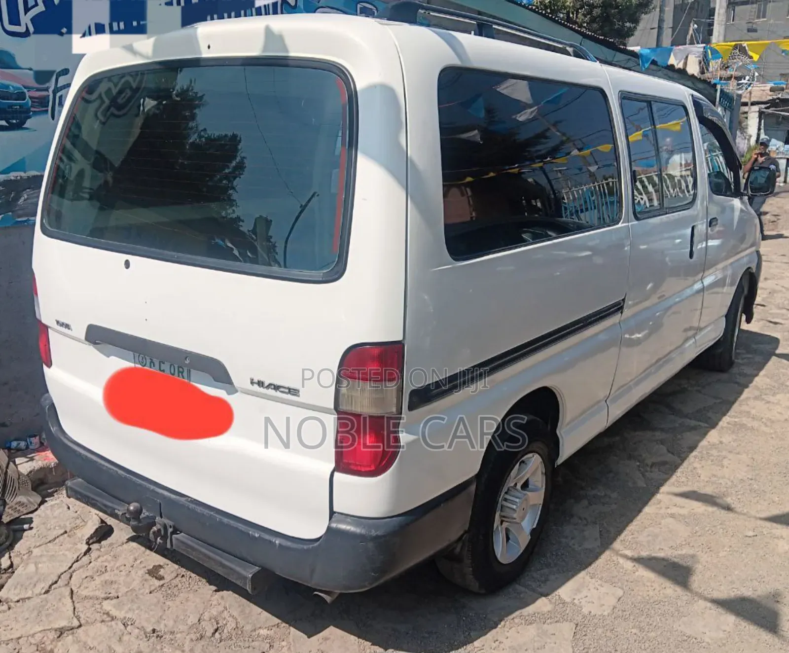 Toyota HiAce 2010 White